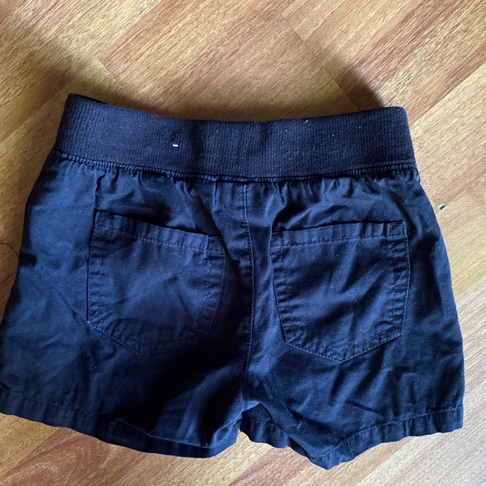 GIRL’S SHORTS - Picture 3 of 4
